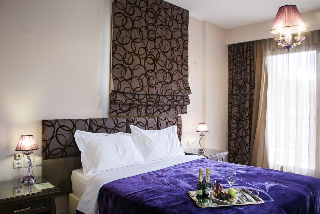 Hotel Veltsi Florina Rum bild