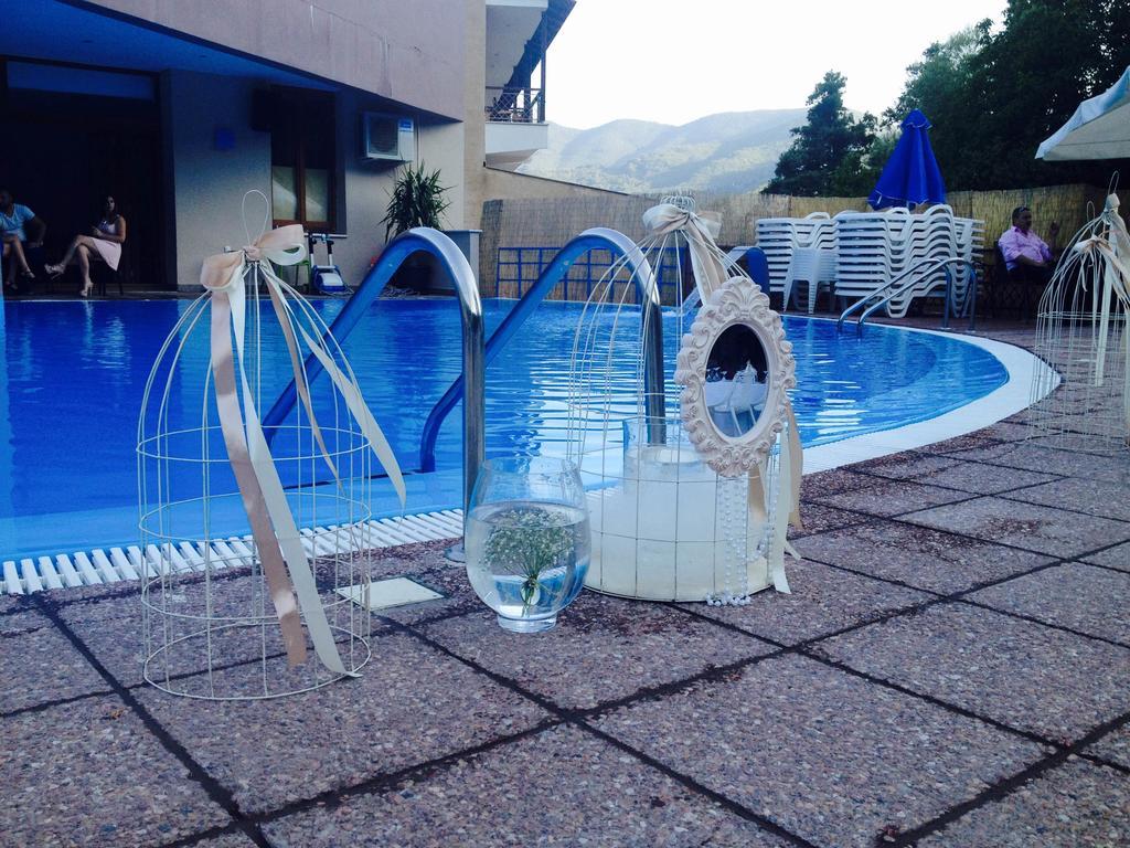 Hotel Veltsi Florina Exteriör bild